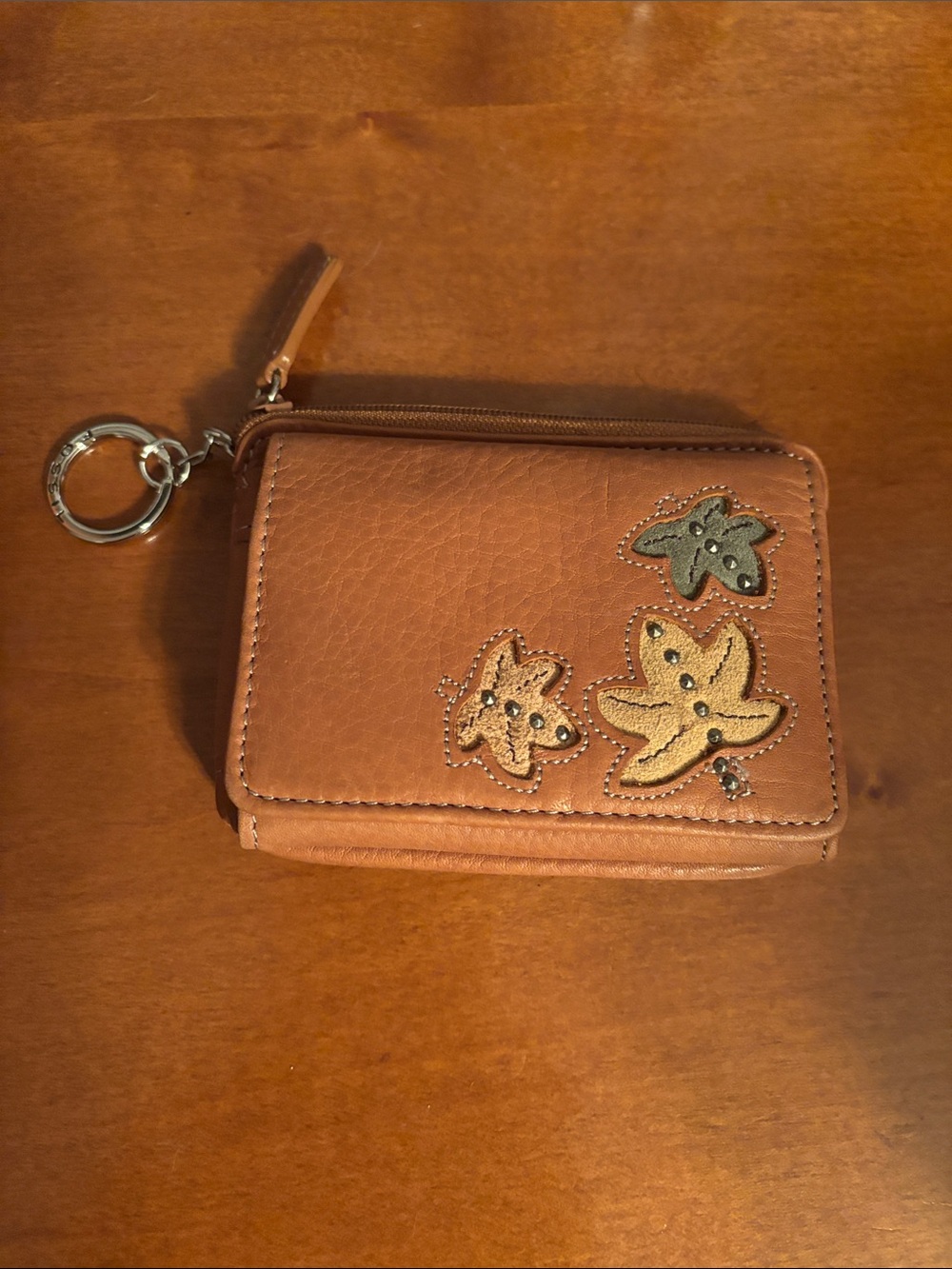 Fossil leather bifold wallet NEW with embellished leaves in tan